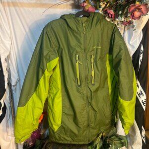Green on Light Green (Columbia) Jacket : Medium